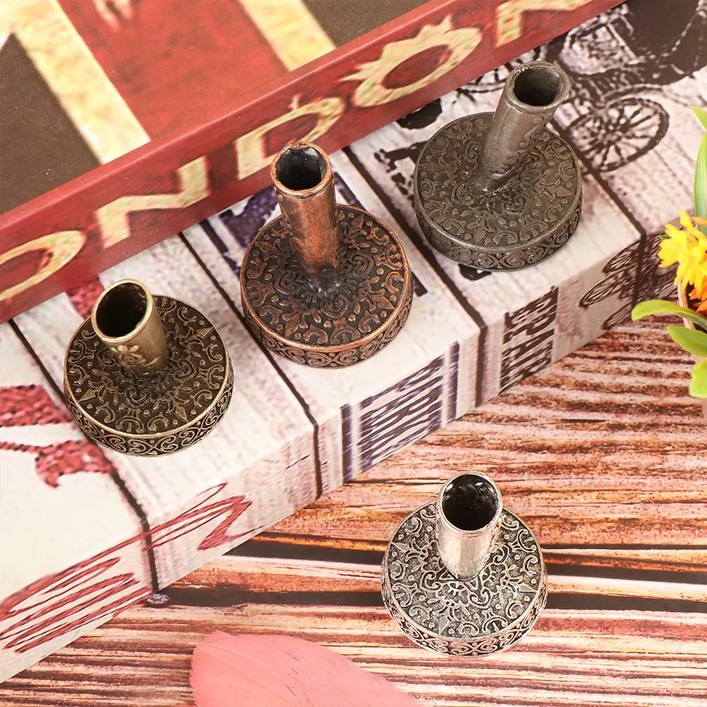 1pc New Writing Accessories School Office Supplies Round Base Vintage Pen Holder Metal Pen Clips European Style