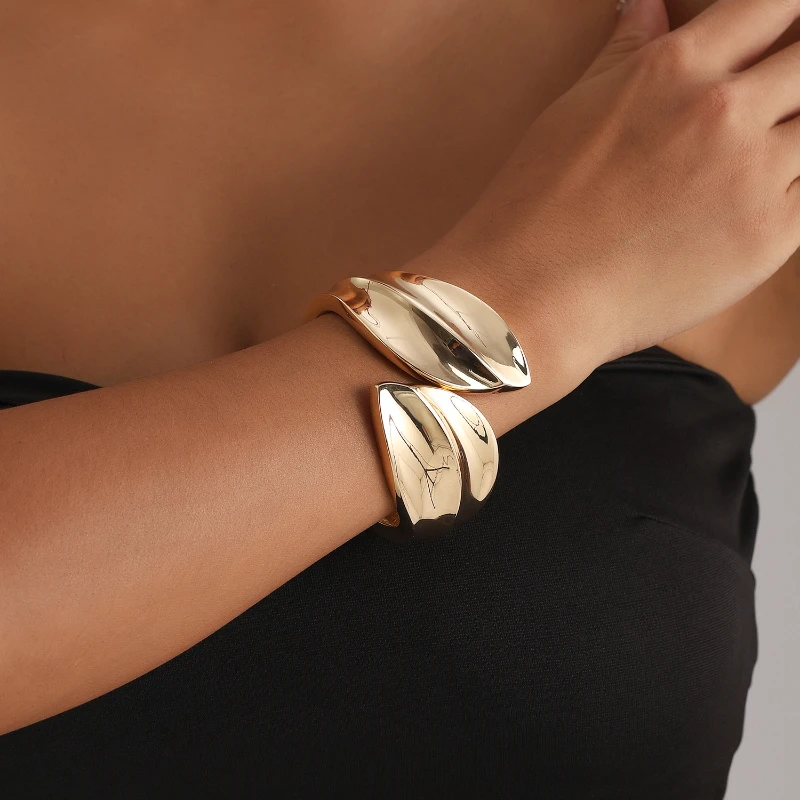 Mode Große Licht Blatt Armbänder Legierung Punk Stil Frauen Persönlichkeit Übertrieben Retro Armband Charme Schmuck Party Geschenk – Detail 7