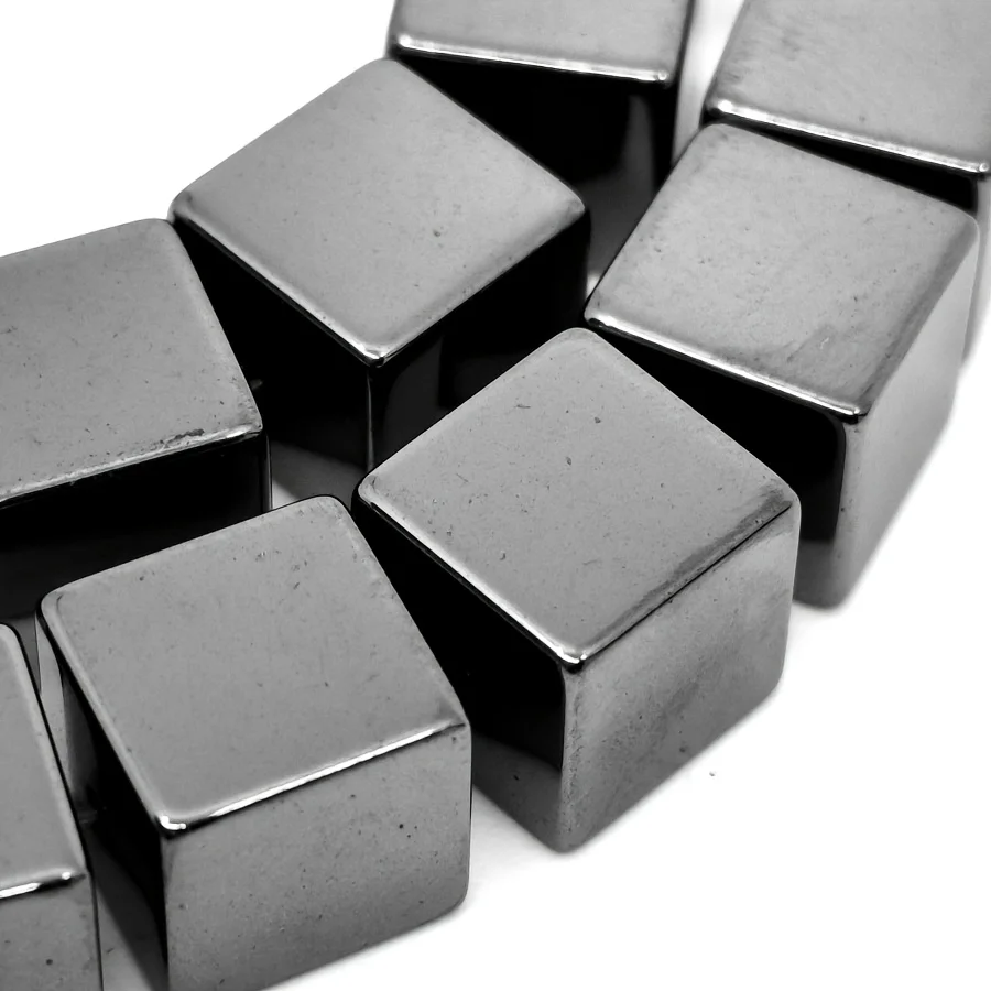 1pc Polished hematite cube, Hematite stone, Small hematite stone, Handicrafts, Festival gifts, Natural stone, Decorative stone