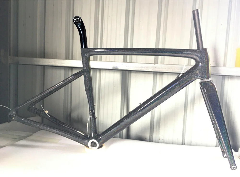 2026 Carbon Frame Disc Brake Carbon Road Bike Frame,T1000 Road Bicycle Frameset,142*12mm Boost Popular Model Frame