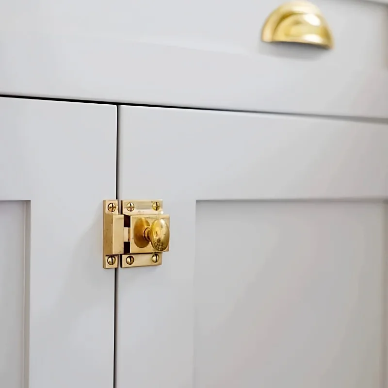 

Винтажные латунные золотые защелки для дверей шкафов, роскошные французские ручки для ящиков, декоративные болты для шкафов, ручки для кухонной мебели