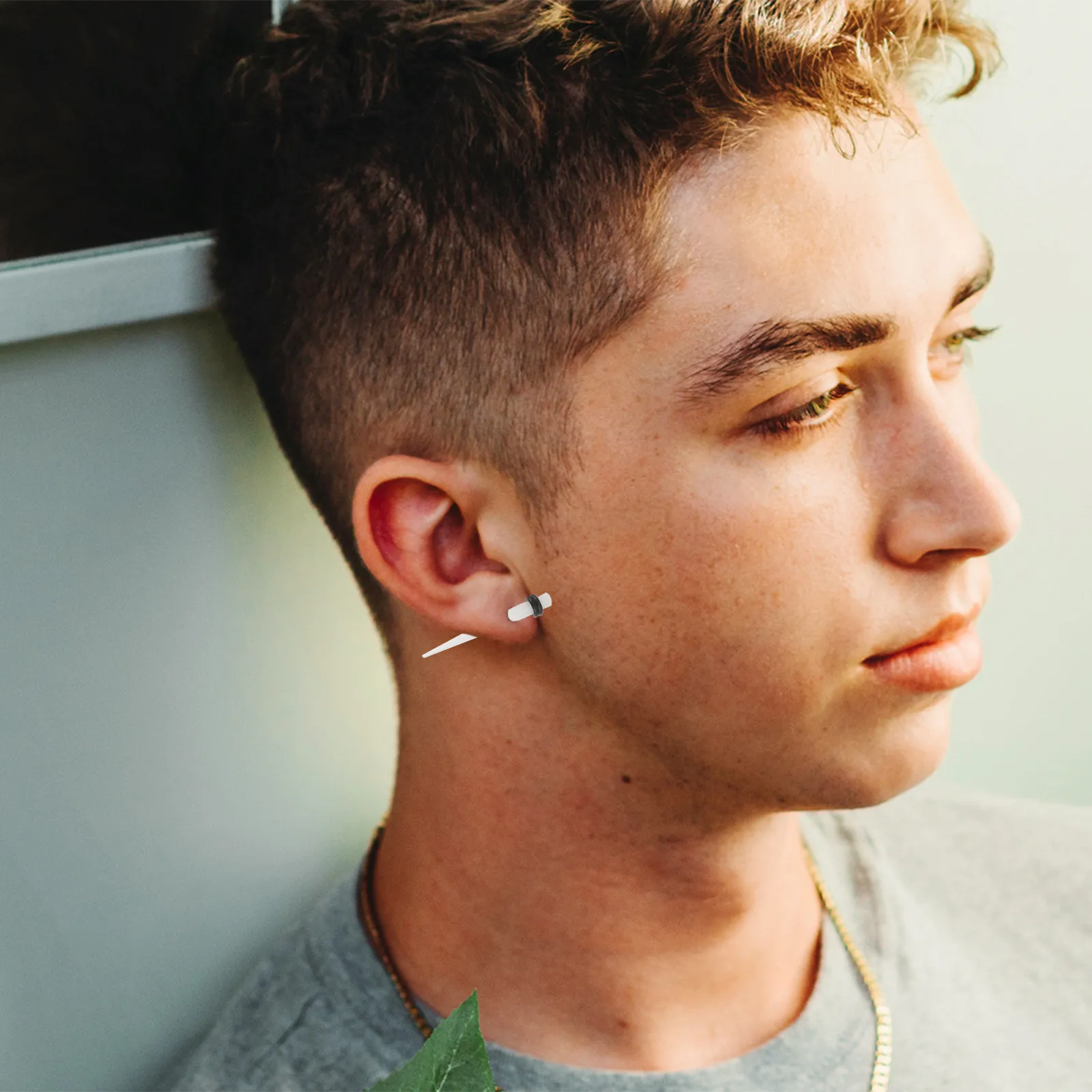 

Набор из 50 акриловых украшений для пирсинга ушей: стильный декор для вечеринок, банкетов и повседневной носки, шикарные украшения для ушей