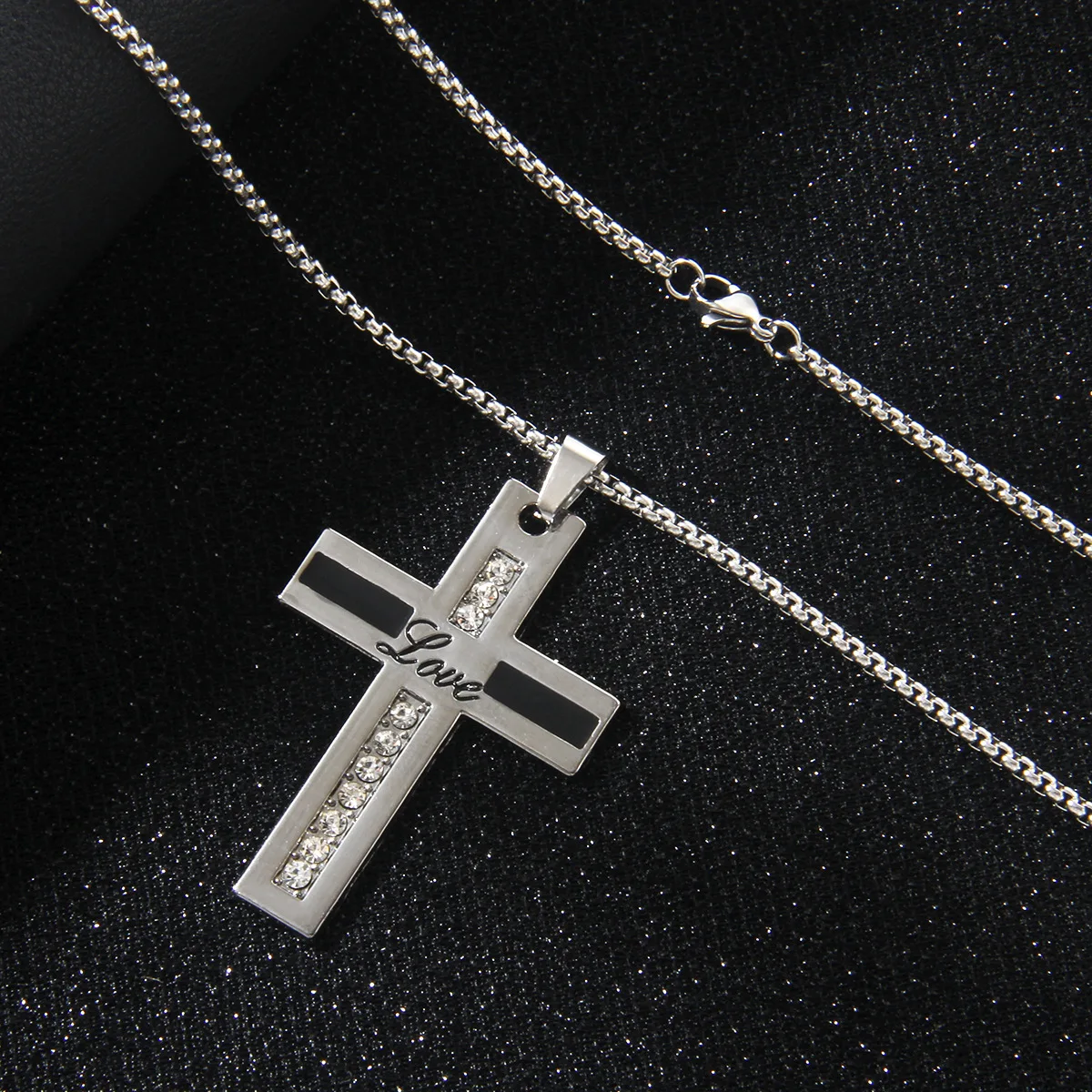 Vintage Baroque Christian Cross Necklace For Women Man Silver Color With Crystals Gothic Crucifix Symbol Easter Unisex Jewelry