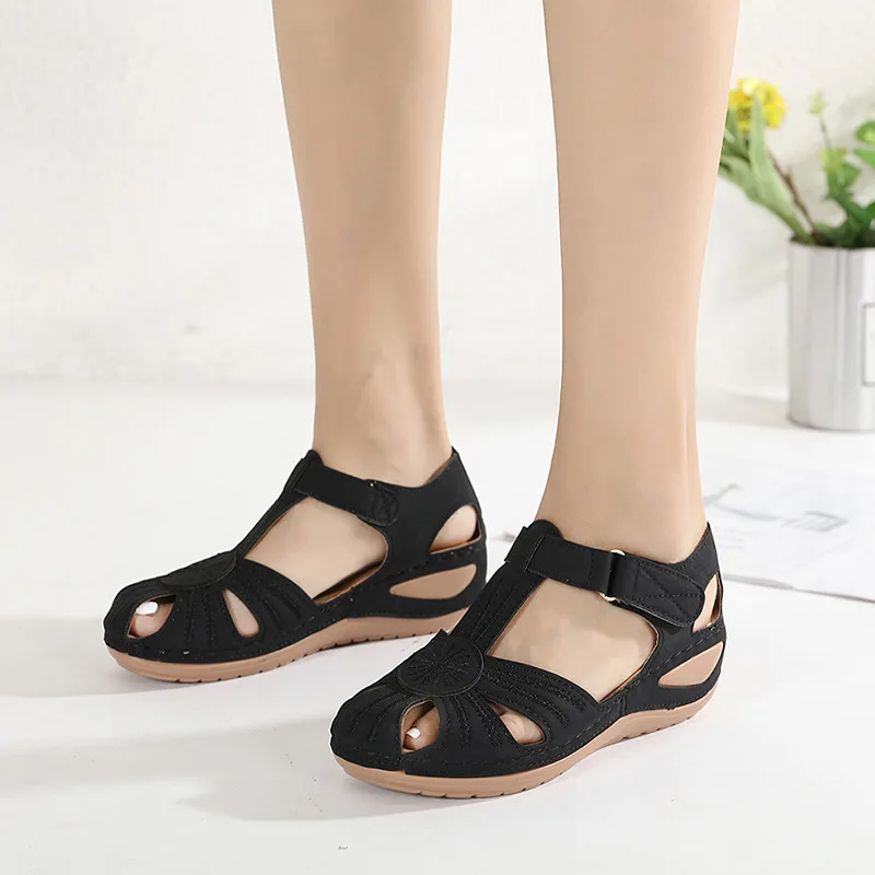 Plus Size 35-46 Shoes for Women Summer Retro Hook Loop Hollow Beach Outdoor Wedge Platform Sandals Casual Closed Toe Shoes