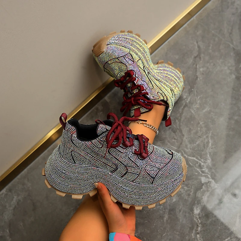 

Высококачественные женские спортивные и повседневные туфли на толстой подошве с круглым носком, на шнуровке, со стразами, универсальные, удобные, нескользящие, дышащие