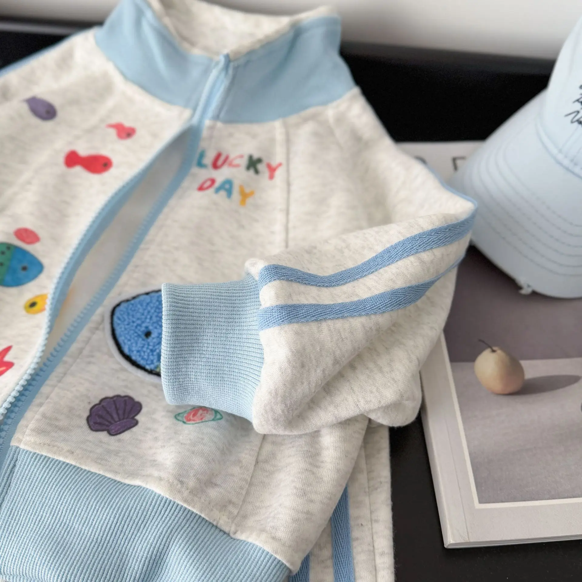 Frühling Herbst Kleinkind Jungen Mädchen Kleidungssets Baby Kinder Ozeanfisch Stickerei Reißverschlussjacke + Hose 2-teiliges Set Kinder Freizeitoutfits – Detail 8