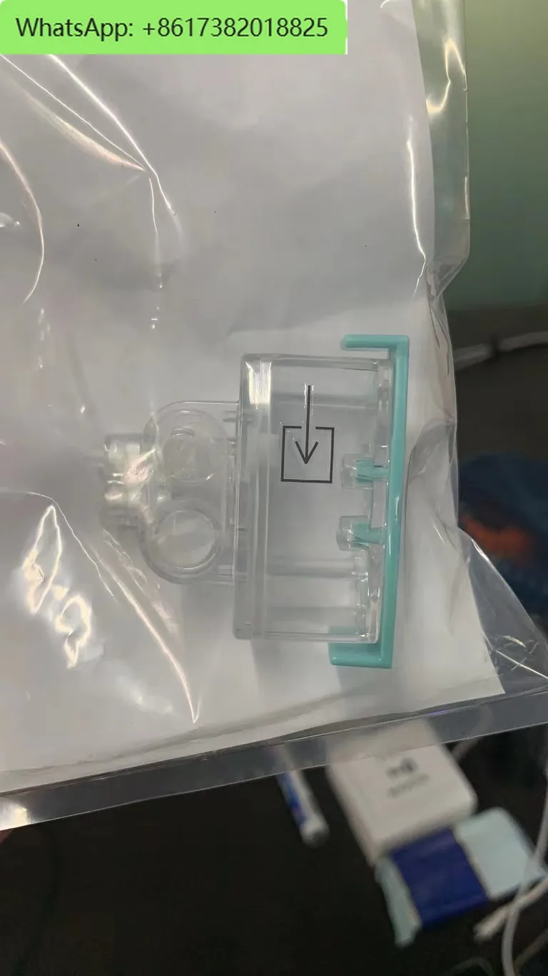 Pia copo de água estagnada