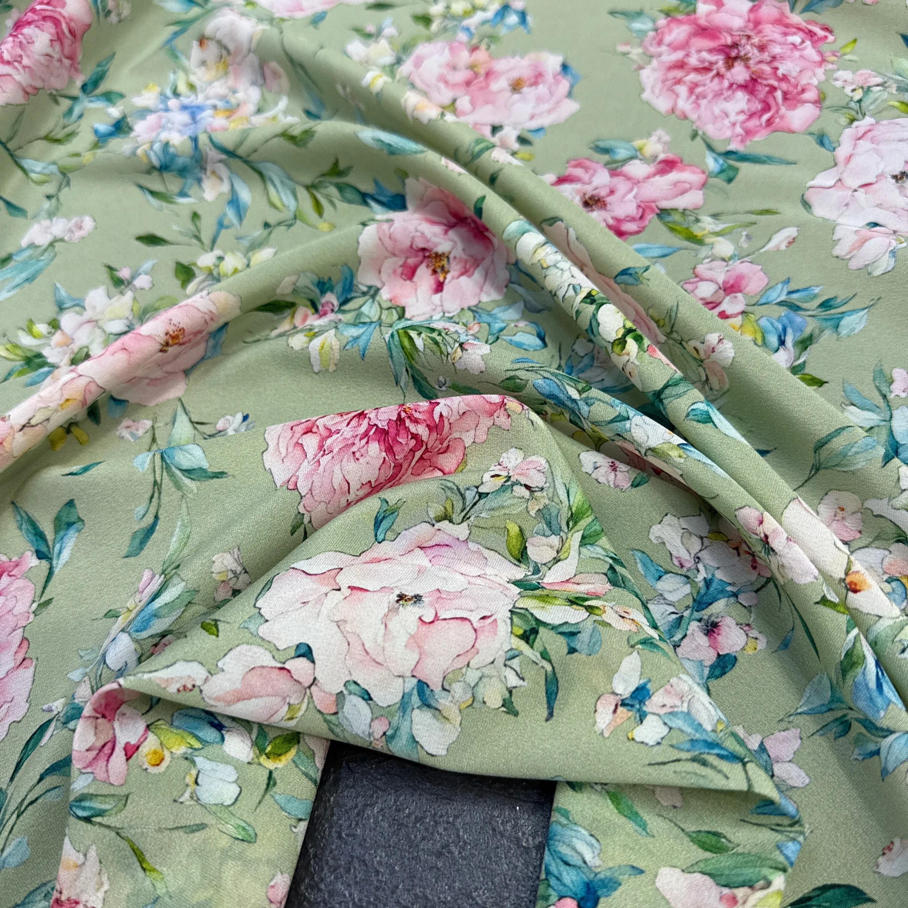 Pink Floral Printed Stretch Lake Green Silk Crepe de Chine Fabric for DIY and Sewing Silk Fabric for Dress Pants Pajamas R7050