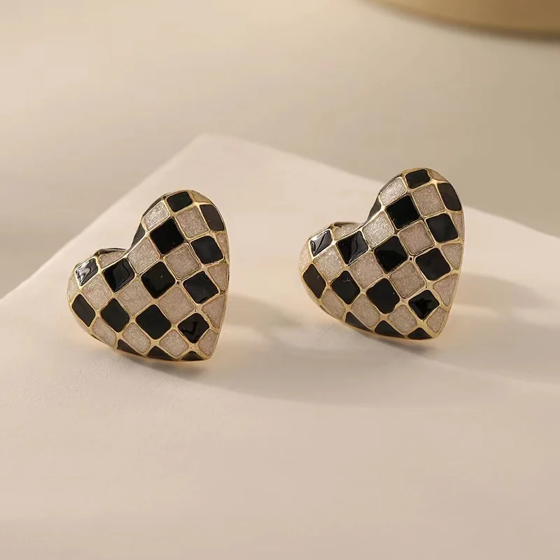 Black And White Check Oil Drop Alloy Heart Earrings For Women Girls S925 Silver Needles Charm Hypoallergenic Jewelry Gifts