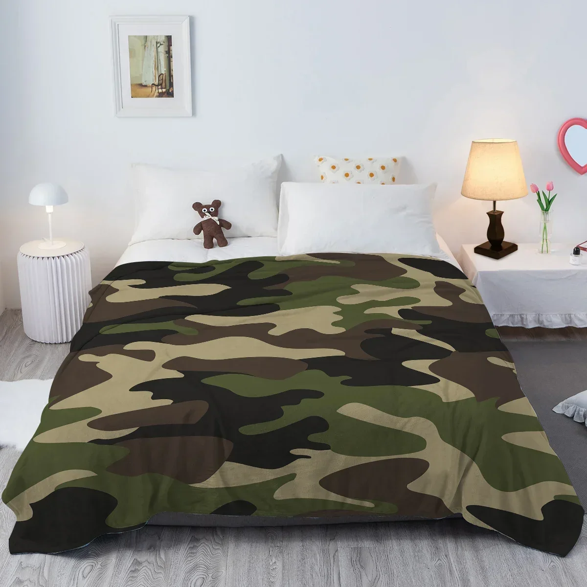 Green and Black Pattern Blanket Camouflage Design Blanket Soft Fuzzy Microfiber Plush Fleece Throw Blanket for Bed Couch