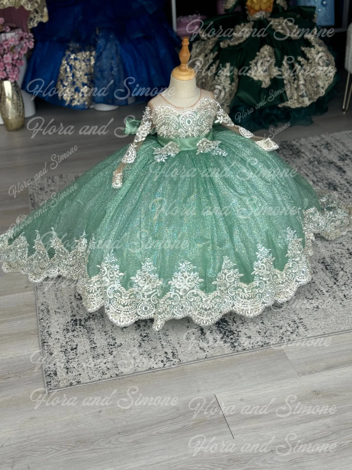 Vestido de niña de flores con lazo de gasa de manga larga personalizado para bodas, vestido de baile para niños pequeños, vestido de desfile, vestidos de fiesta brillantes, fiestas