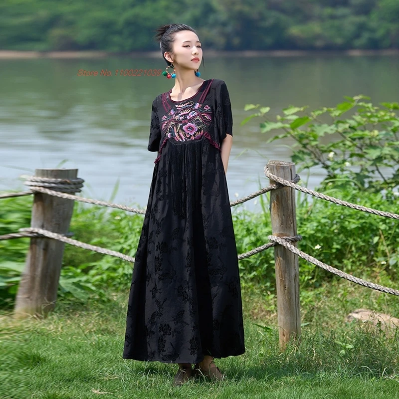 2025-chinese-vintage-dress-national-flower-embroidery-o-neck-dress-oriental-ethnic-a-line-dress-satin-jacquard-folk-hanfu-dress