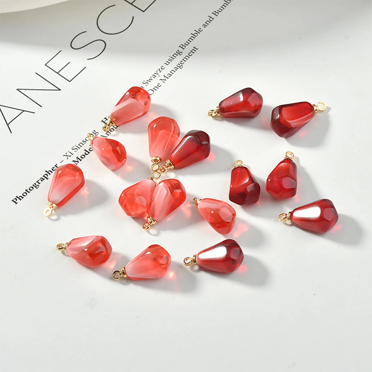 Neuer Stil 3-teiliges Set Farbig Bedruckte Cartoon-Granatapfel Harzperlen Anhänger DIY Schmuck Kleidung Accessoire