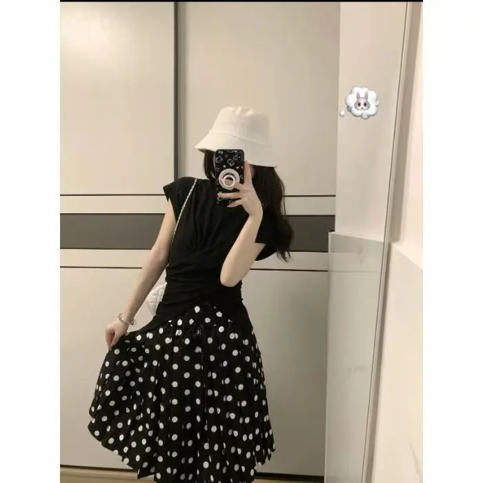 Vintage White Polka Dot Pleated Skirt Women 2026 Summer Korean New Streetwear High-waisted A-word Thin Five-point Women Skirt