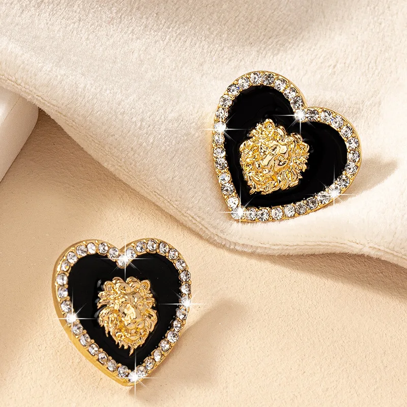 Fashionable Commuting Women's Earrings Diamond Inlay Drip Oil Rotundity Romantic Heart Type Relief Lion Bee Versatile Jewellery