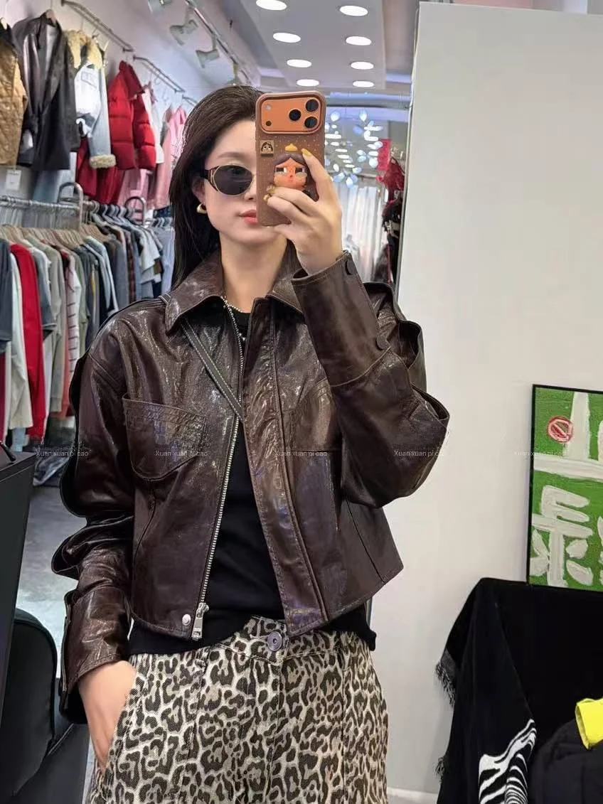 

Новинка 2026: Женская короткая кожаная куртка из вощеной овчины, натуральная кожа, модная, маленький размер, для повседневной носки, на молнии