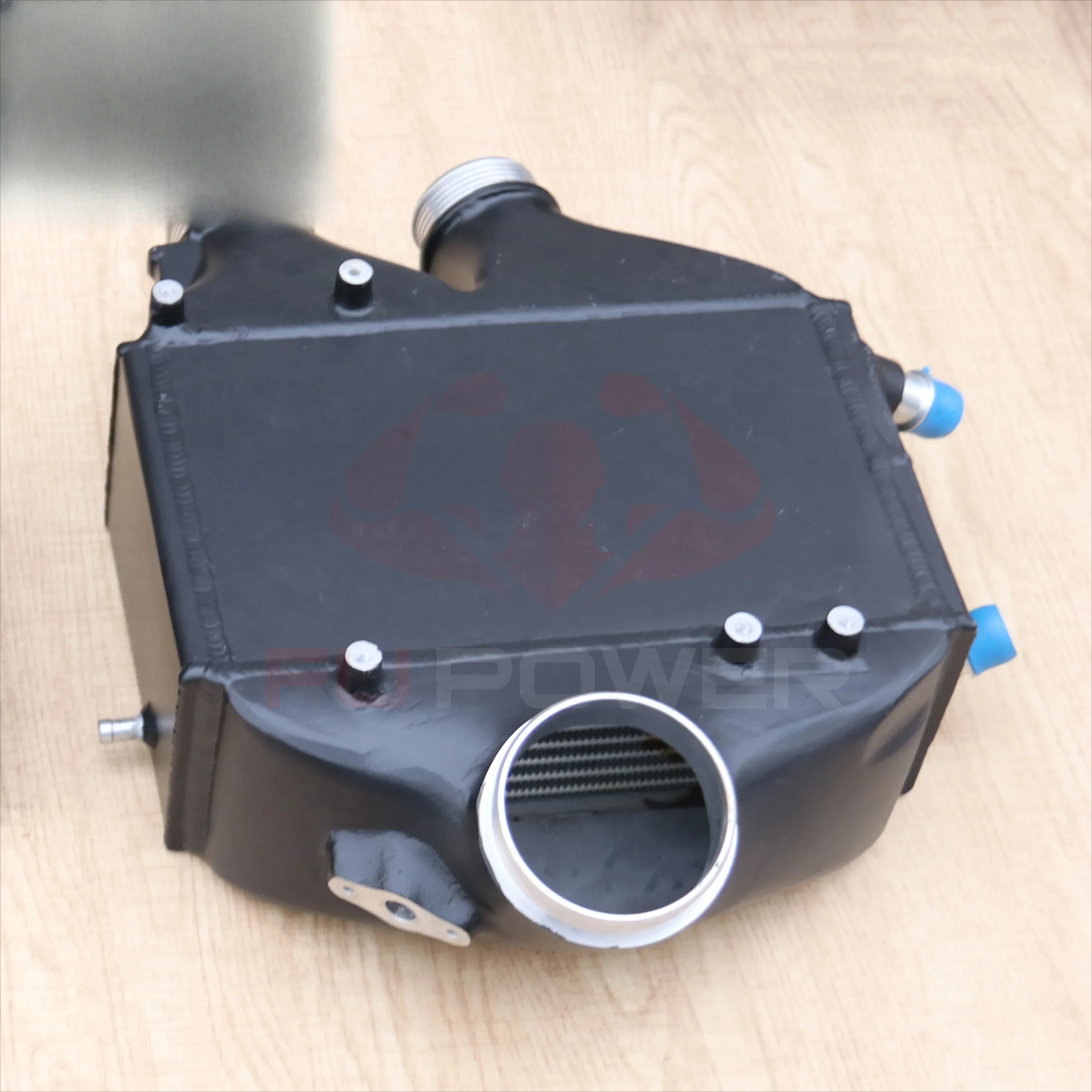 

Charge Intercooler For M3 M4 F80 F81 F82 F83 S55 Engine