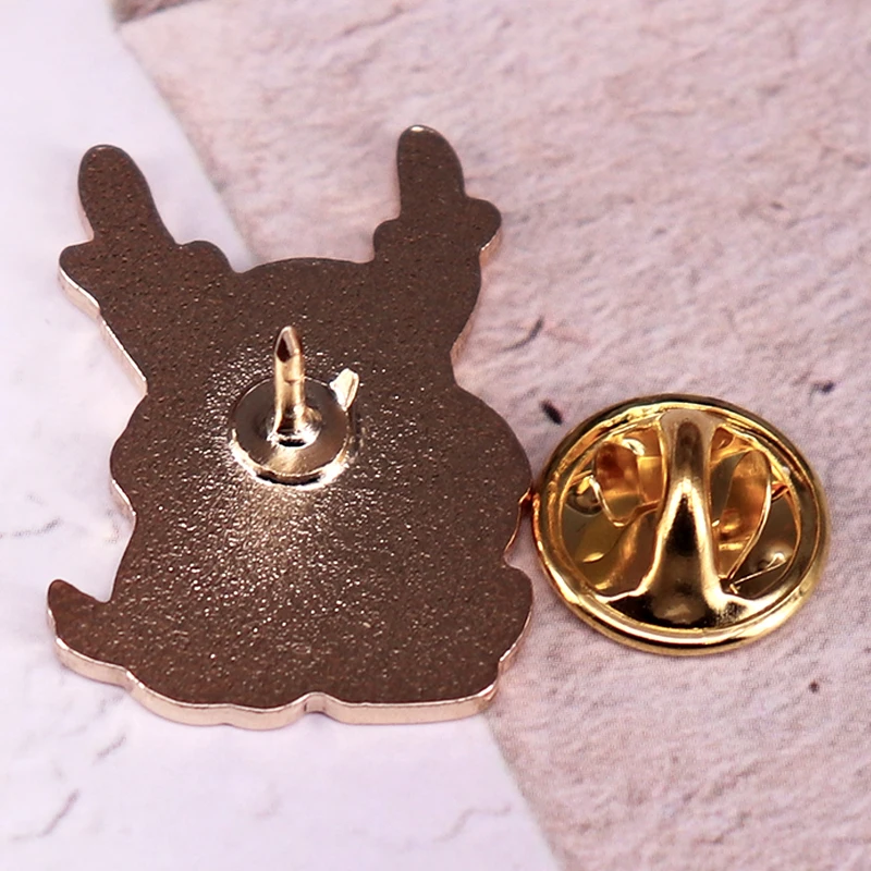 Kawaii الغزلان الوحش المينا دبوس Cryptid مخلوق أسطوري شارة لطيف مجوهرات الديكور