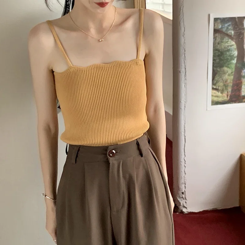 Koreanisches Einfaches Inneres Schichtungs-Tanktop, Lässiges Alltags-Top, Retro Koreanischer Stil, Gestricktes Damen-Camisole, Sommer 2026 Ärmelloses Slim-Fit-Oberteil – Detail 4