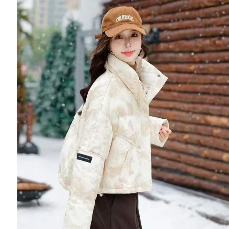 2026 جديد قصير الوقوف طوق أسفل سترة للنساء الشتاء فضفاض رشاقته الخبز معطف الأبيض بطة أسفل السترات قصيرة السيدات بلايز #3