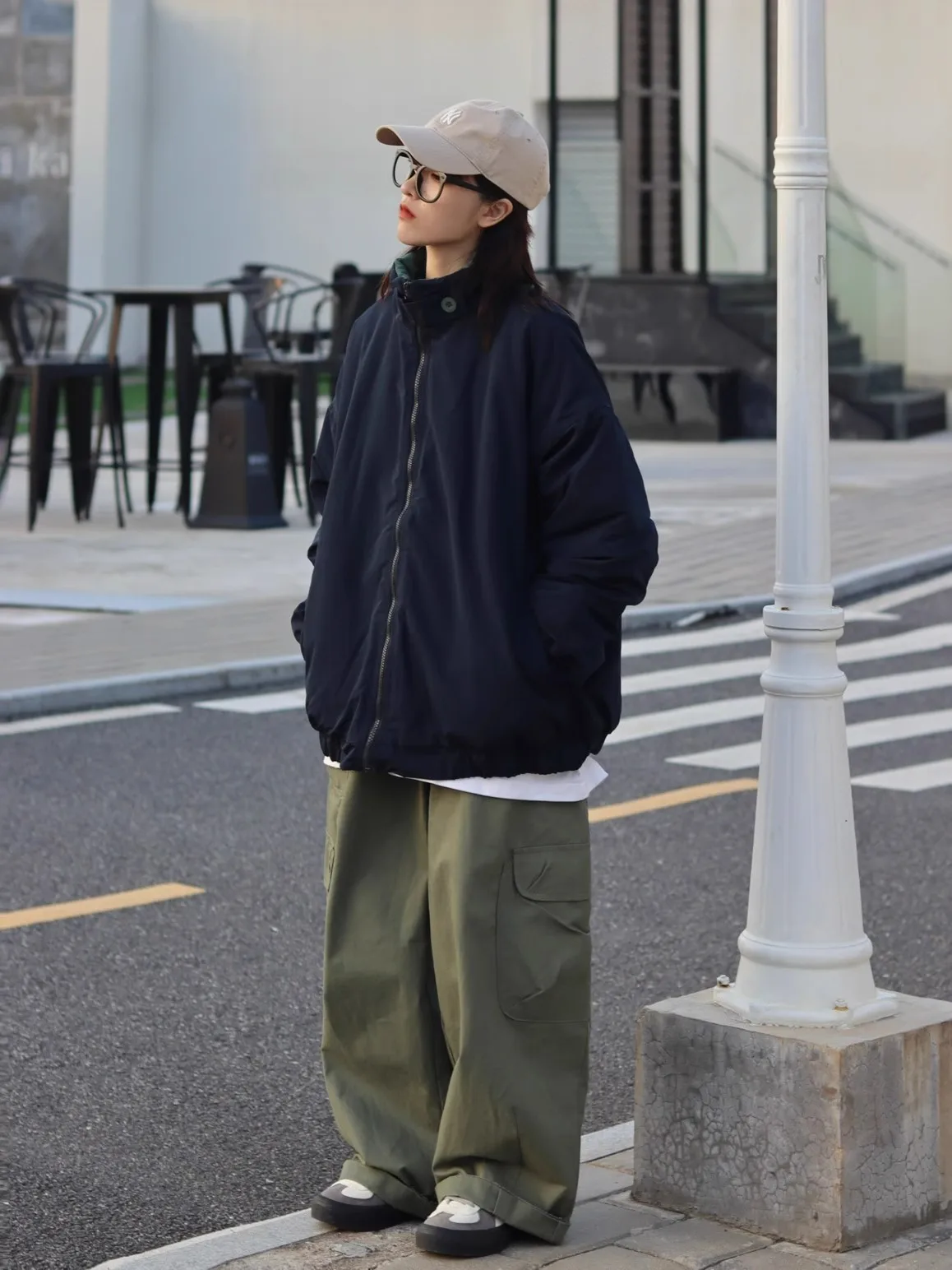 

Retro Japanese Sle Loose Fit Casual Thiened Cotton Jaet with Stand Collar for Men And Women Winter Workwear Coat