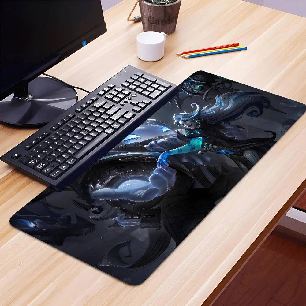 1pc Fright Night League Of Legends Non-slip Mouse Pad Suitable For Office Computers Laptops E-sports Game Desk Mats XXL Keyboard