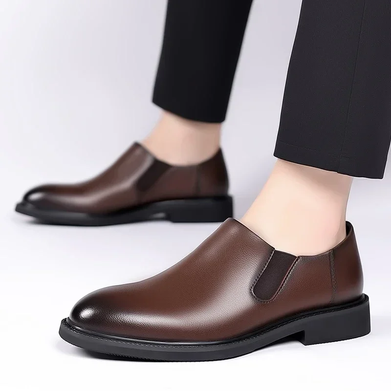 2023 Versatile Men\'s Shoes Outdoor Office Men\'s Casual Shoes Solid Pointed Toe Slip on Low-heeled Non Slip Fashion Leather Shoes