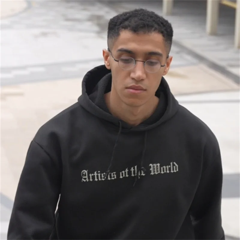 Denmark Latest Design Men Eyeglasses Frame Screwless Ultralight Titanium Small Round Glasses Frame Elastic Leg Spectacle Eyewear