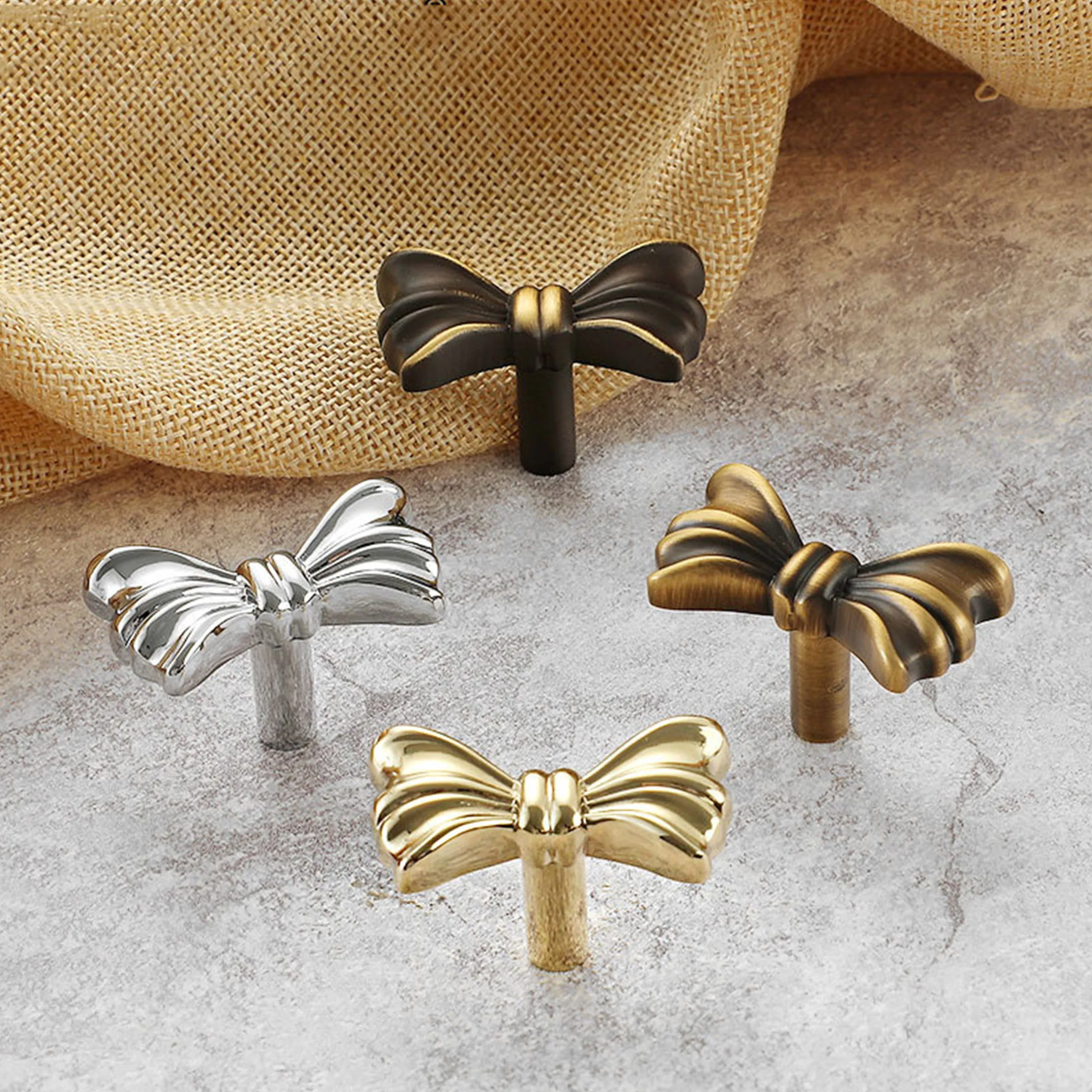 Bowknot Shaped Brass Kitchen Cabinet Handles Creative Drawer Knobs Bright Gold / Chrome Wardrobe Pulls Antique Bronze Door Knobs