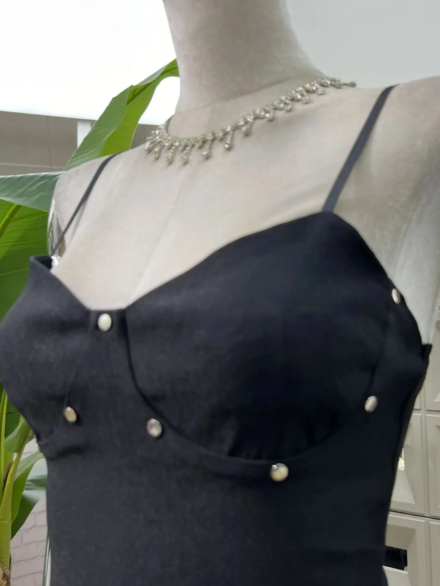 المرأة مثير بلا أكمام مصمم حفلة عيد ميلاد فساتين لحفلات الكوكتيل الأسود المرقعة قطعتين فستان مجموعات ملهى ليلي ألف خط العباءات