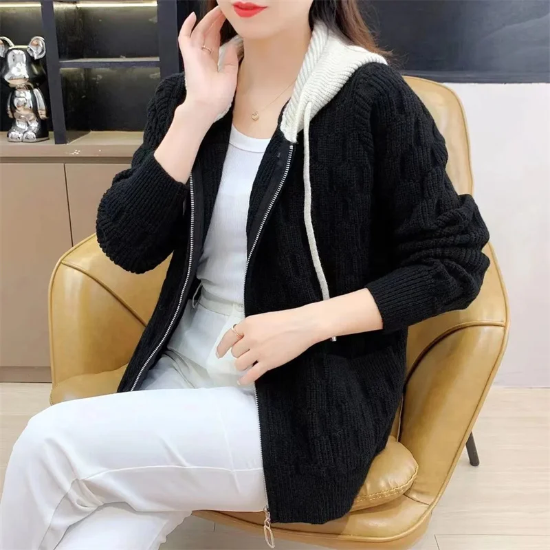 2025 Spring And Autumn New Explosions Fashion Zipper Women's Coat Knitting Cardigan Hooded Winter Warm Sweater Coat