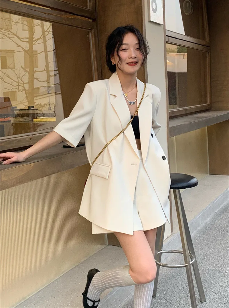 Frauen Mode Kurzarm Anzug Mantel Zwei Stücke Frühling Sommer Weibliche Casual Blazer Shorts Anzüge Koreanische Elegante Passenden Set