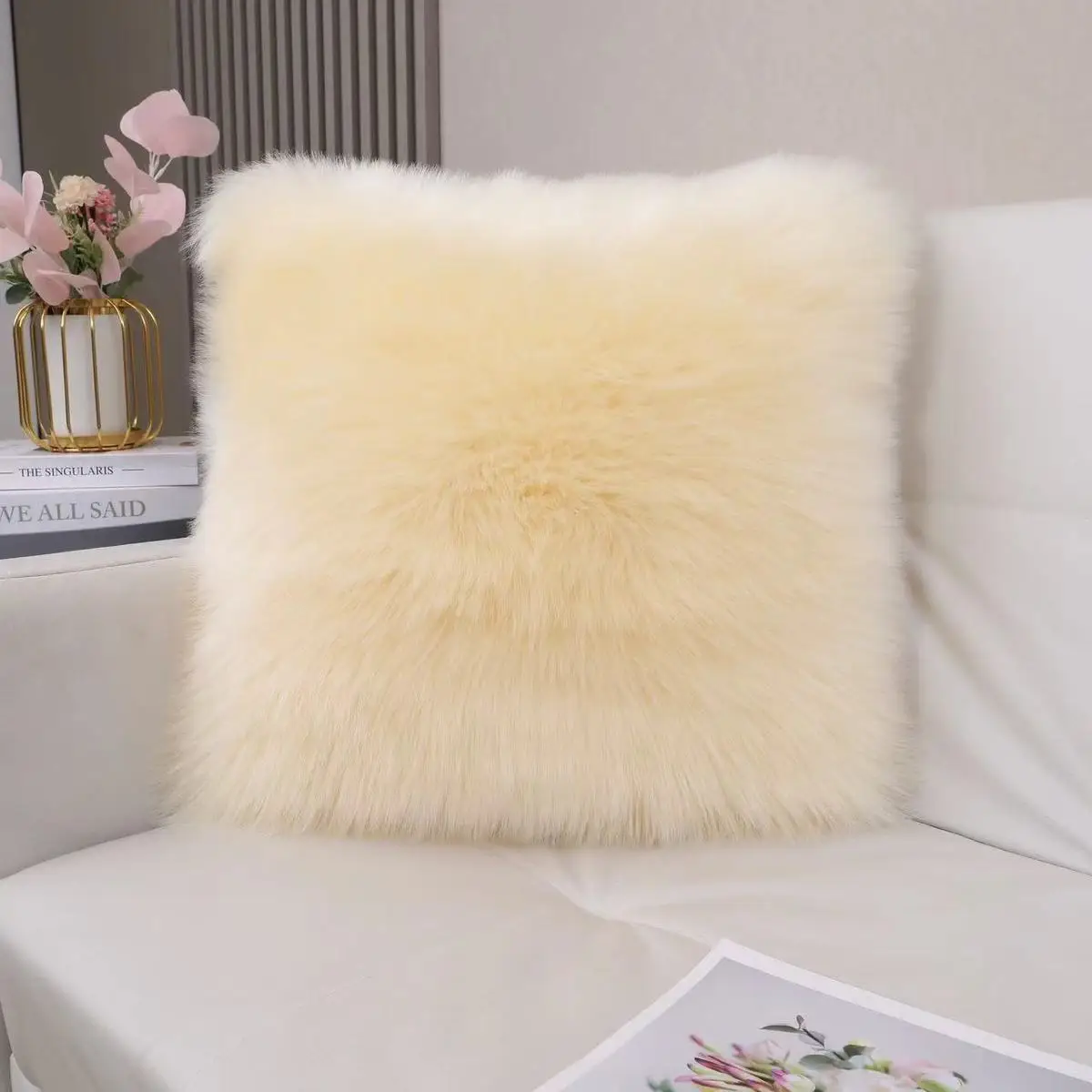 

Super Soft Throw Pillows Plush Square Faux Fur Cushion Throw Pillow Rabbit Fur Cushion Luxury Warm Pillowcase Home Decors