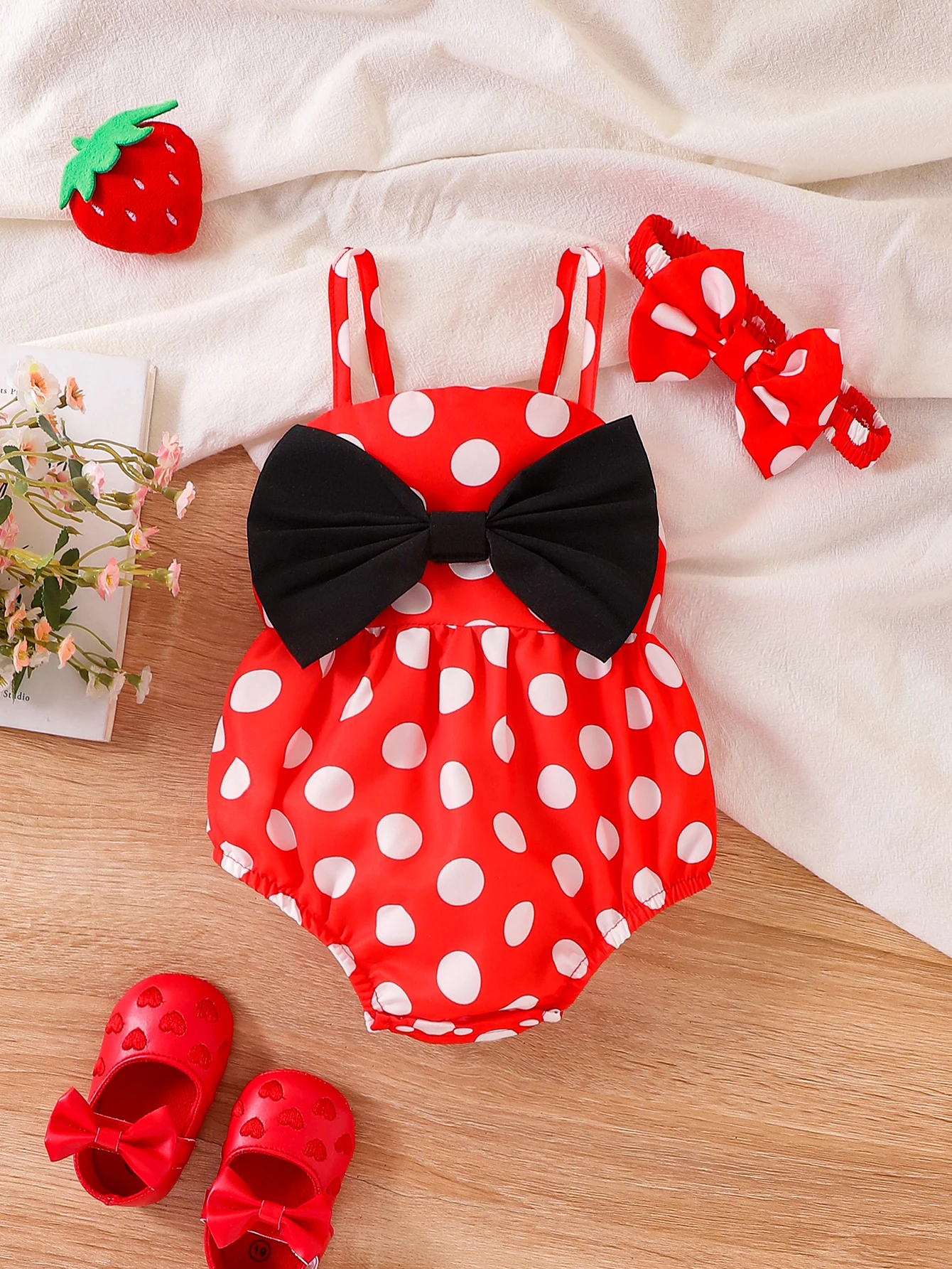 

2PCS Summer Model For Girls And Babies 0-1 Years Old, Cute And Comfortable Black Bow Red Polka Dot Jumpsuit