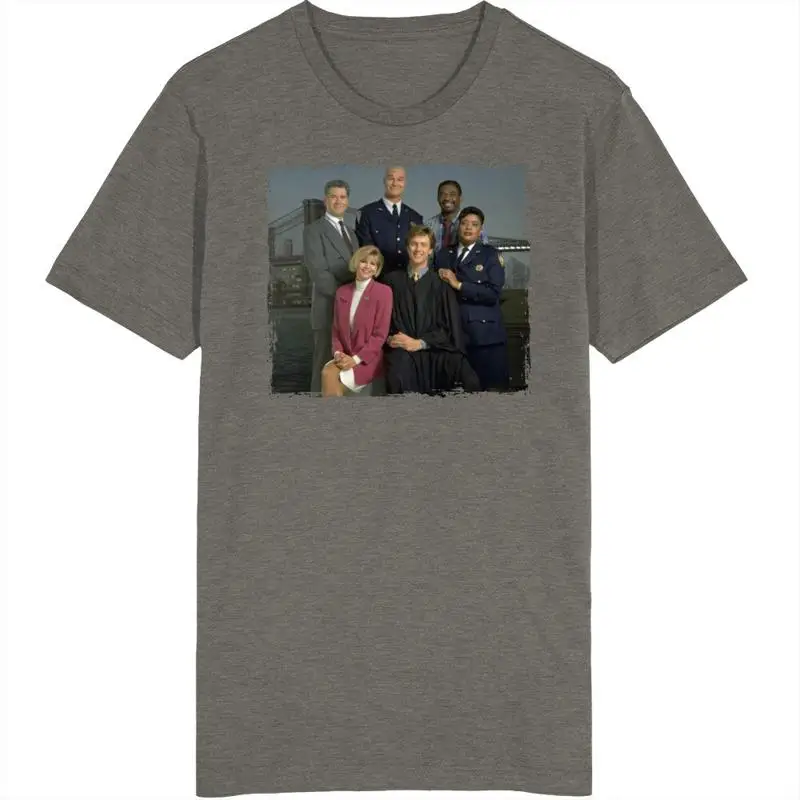 

Футболка Night Court Cast