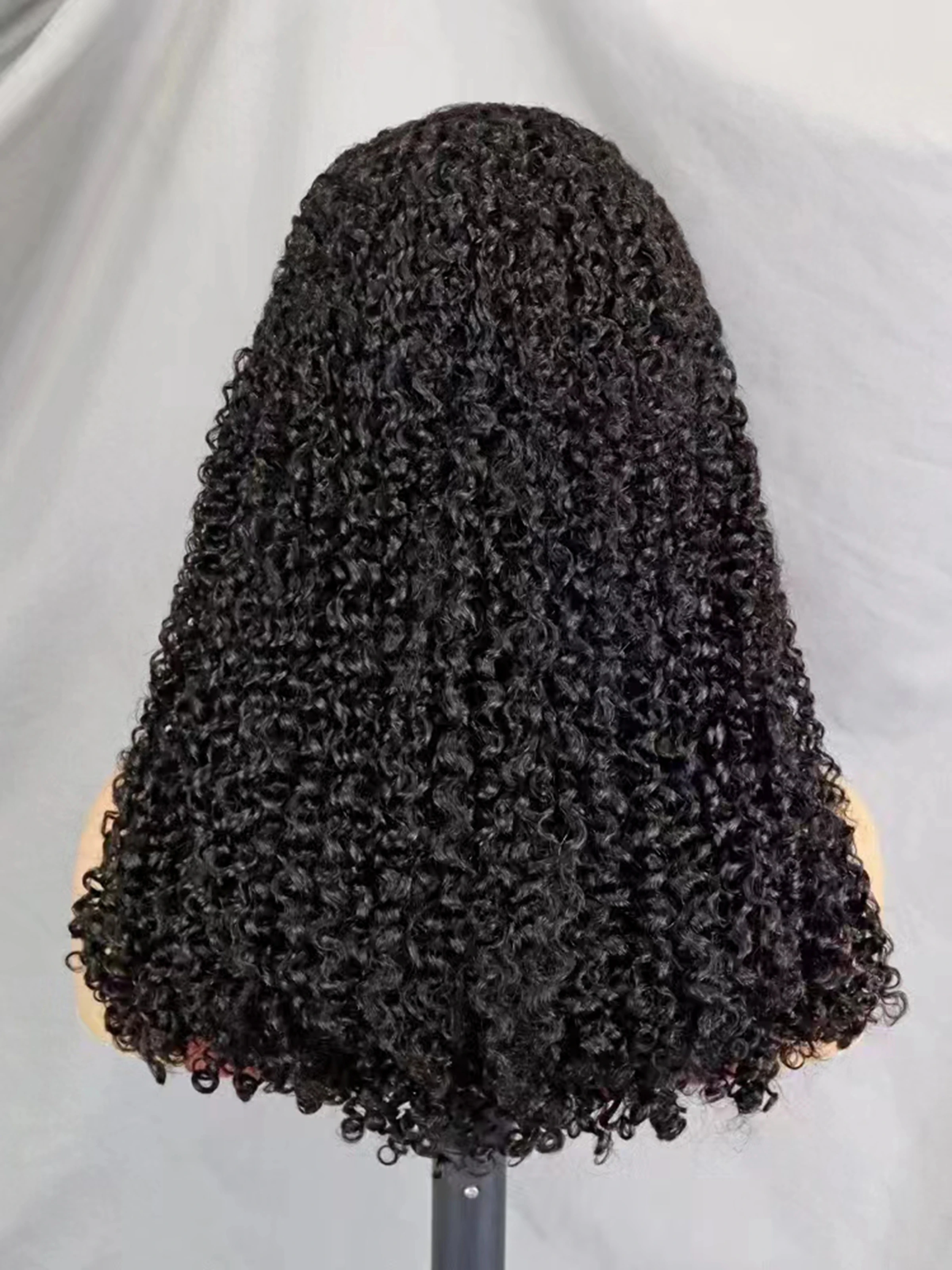 ธรรมชาติ Pixie CURLY Human Hair Wigs โปร่งใส 13x4 ลูกไม้ด้านหน้าวิกผม 12-22 นิ้ว 250% ความหนาแน่น CURLY ผมวิกผมสําหรับผู้หญิงสีดํา