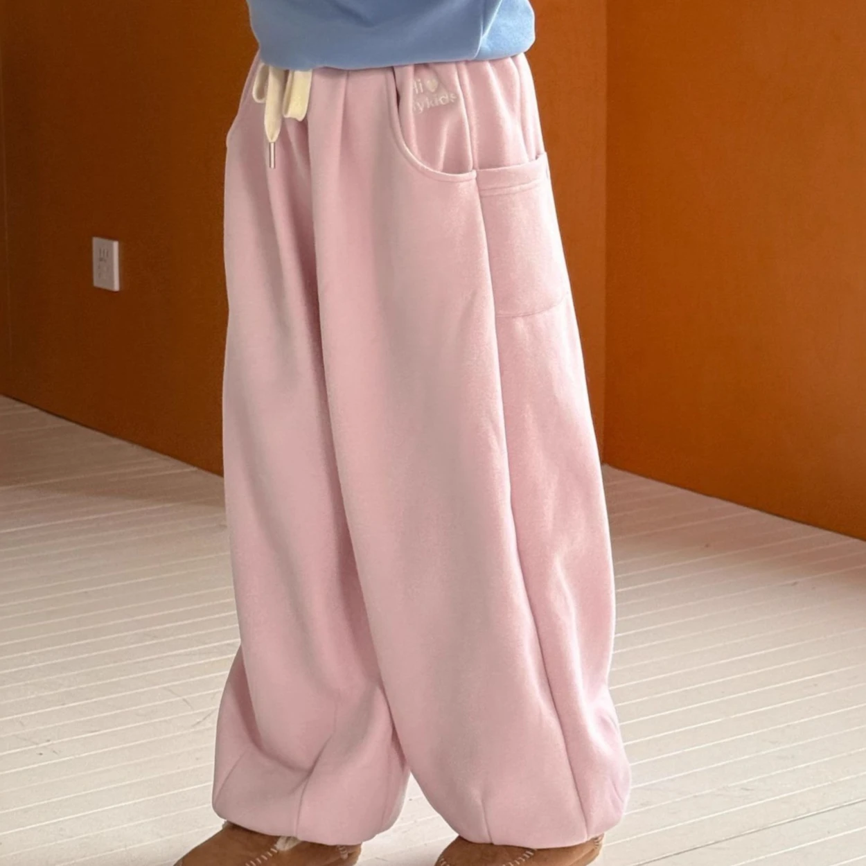 Girls Pants 2025 Au… - image