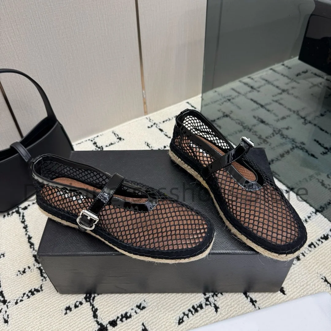 2026 Retro Fishnet Mary Jane Shoes Patent Leather Sheepskin Insole Italian Leather Outsole Metal Buckle Strap