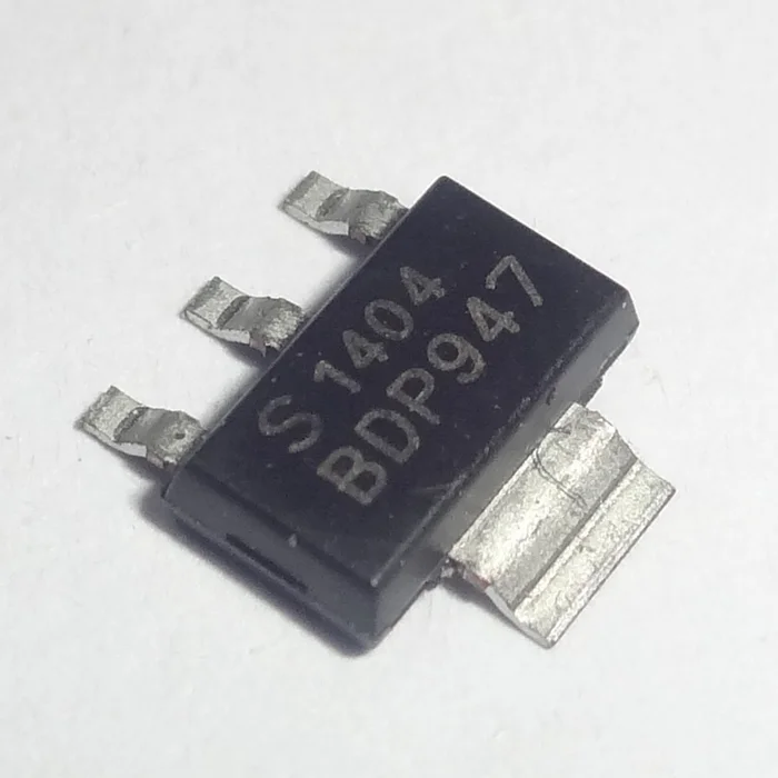 5PCS Imported BDP948 BDP947 45V 3A PNP SOT223 Brand New Original Stock IC