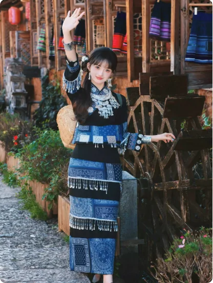 Chiński strój etniczny dla kobiet Hmong, kostium sceniczny Tujia