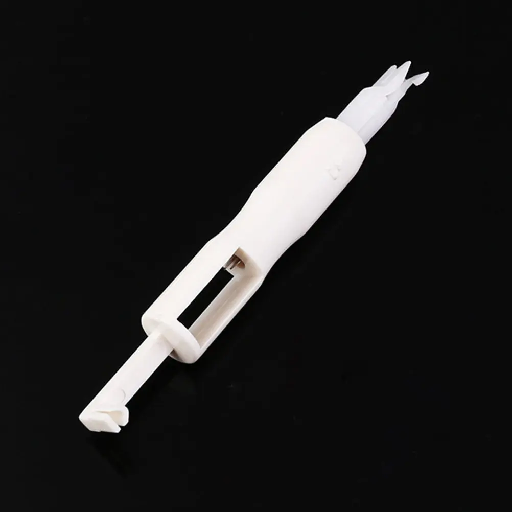 3Pcs Automatic Needle Threader Set Premium Plastic Mini Sewing Needle Inserter for Poor Eyesight Low Light Elderly Users