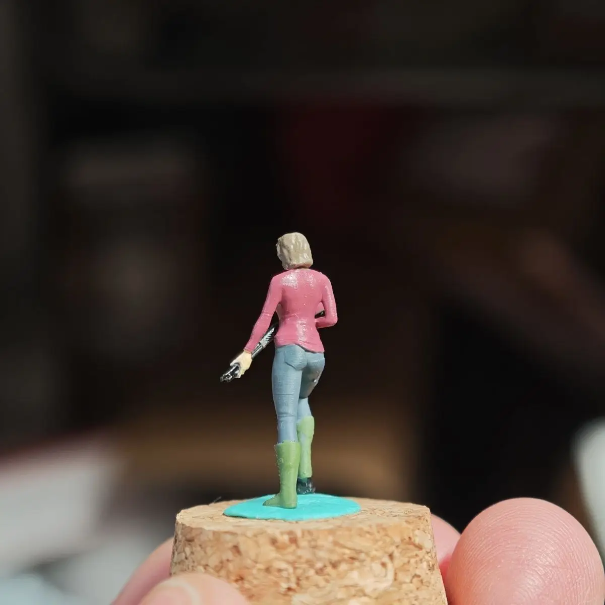 Figurina di scena di auto modello in miniatura piccolo 1/64 Maggie