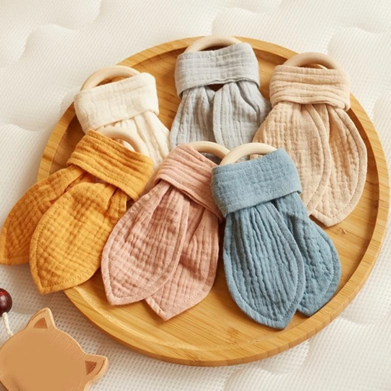 

M76C Beech Wooded Baby Teether Safety Cotton-Yarn Rabbit Ears Sensory Rattle Toy