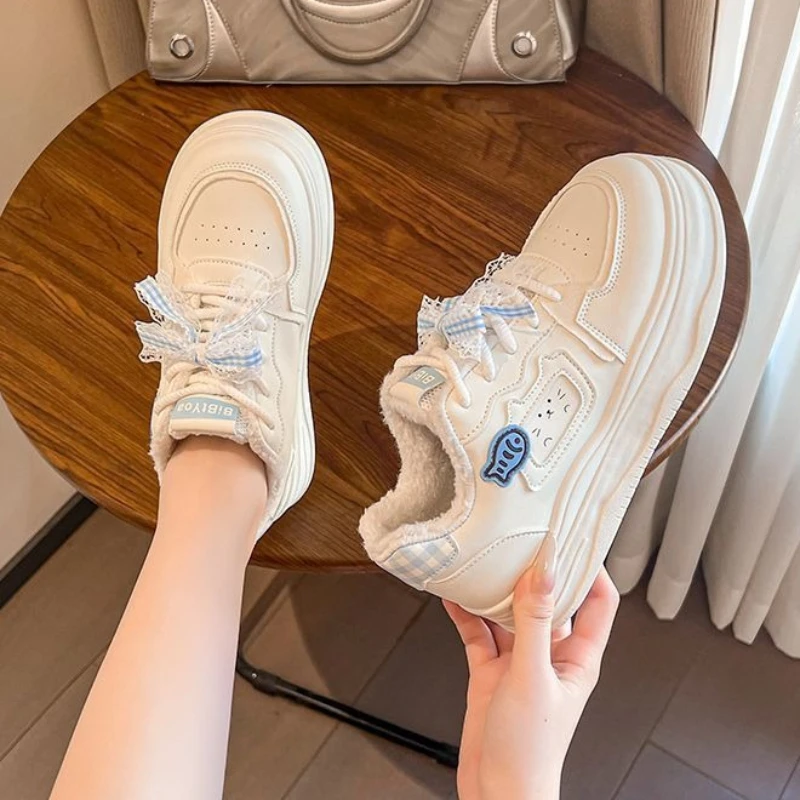 

Зима 2026, новая обувь на флисовой подкладке с хлопковой подкладкой, уличные нескользящие повседневные модные детские кроссовки