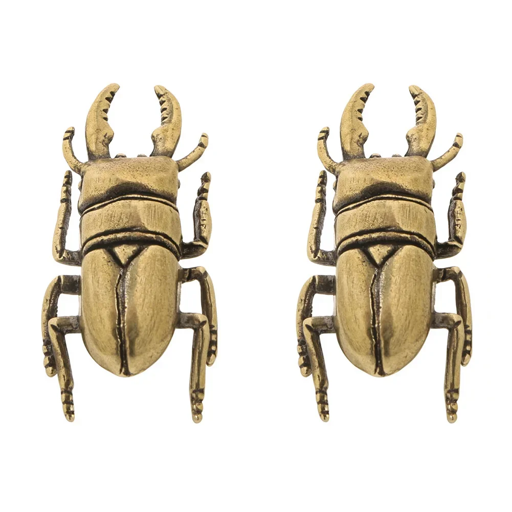 Home And Office Decor 4.5*2.1cm Brass Cockroach Decor Figurine Unique Decorative Piece Stylish Desktop Ornament