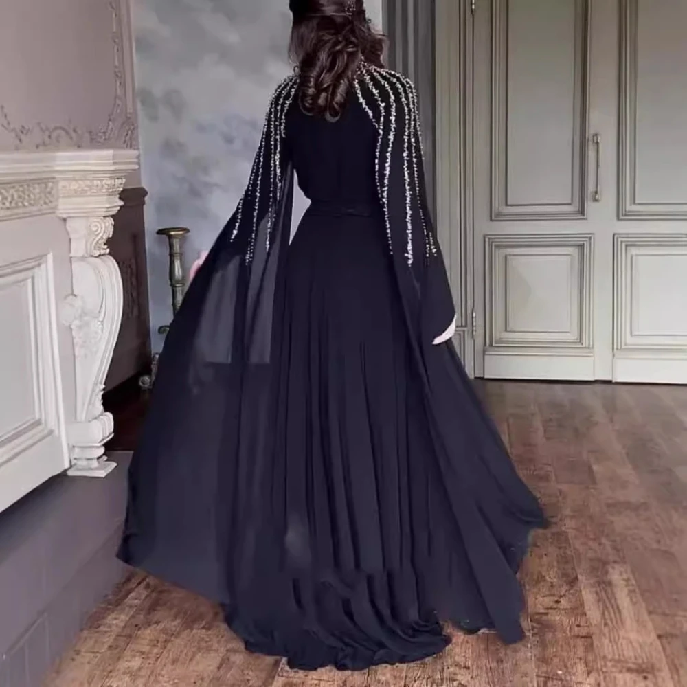 Modest Arabic Dubai Long Sleeves Evening Dress In Stock Silver Deatils A Line Formal Events Wear Classic High Neck Prom Gown