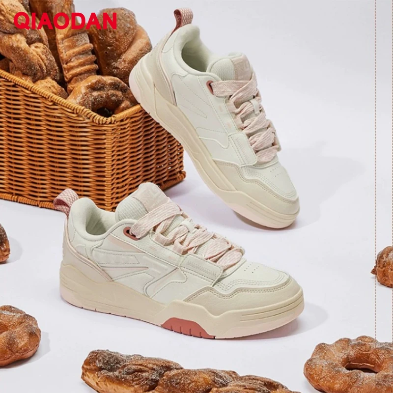 

QIAODAN Sneakers for Women 2023 Autumn New Stylish Leather Classics Breathable Light Weight Skateboarding Shoes XM36230539