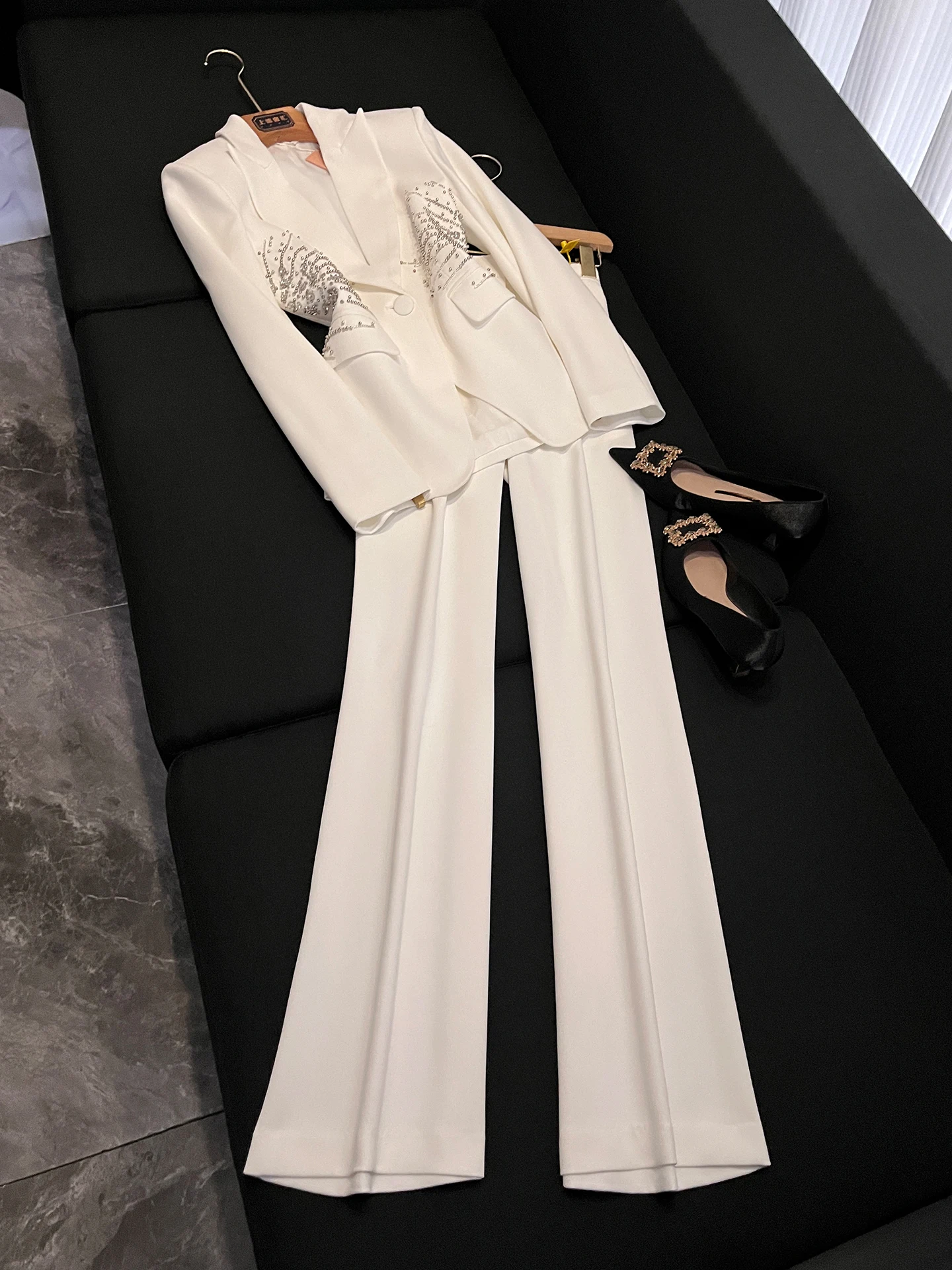 

Faionable High-End Beaded Suit Set Women's Single-Button Two-Piece White Spring Collection Ele Workwear Ensemble
