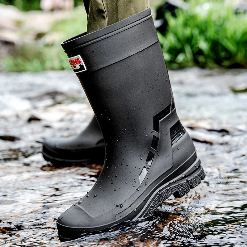 High-top Men Water Boots Plus Velvet Warm Rain Boots Fishing Outdoor Waterproof Rain Boots Gardening Long-tube Work Water Shoes