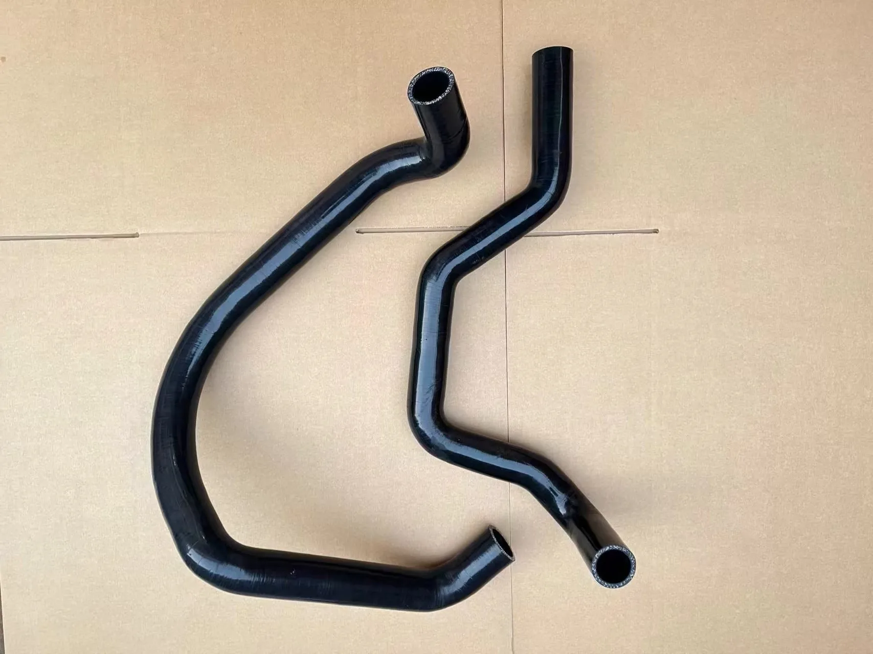 Silicone Coolant Radiator Hose Rubber Tube 55037788AG 55037789AE For DODGE NITRO KA 2.8 CRD TURBO Diesel 2007-2011